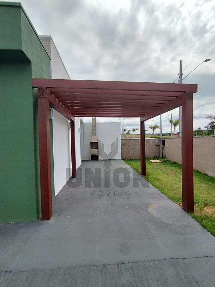 Casa à venda com 2 quartos, 300m² - Foto 3