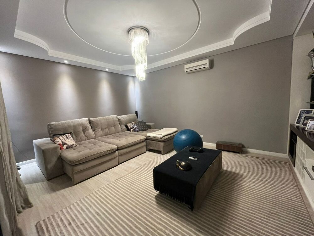 Casa, 8 quartos, 2476 m² - Foto 1