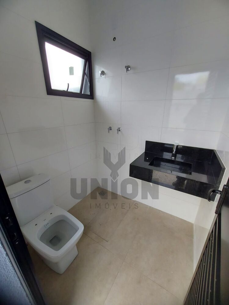 Casa à venda com 3 quartos, 360m² - Foto 7