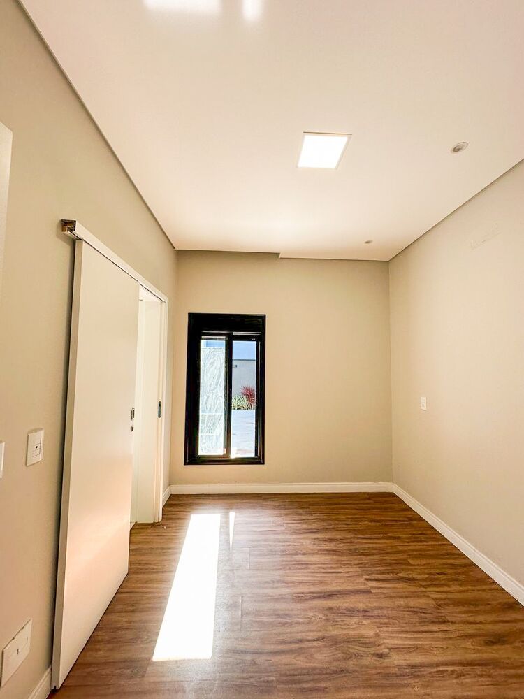 Casa à venda com 3 quartos, 186m² - Foto 6