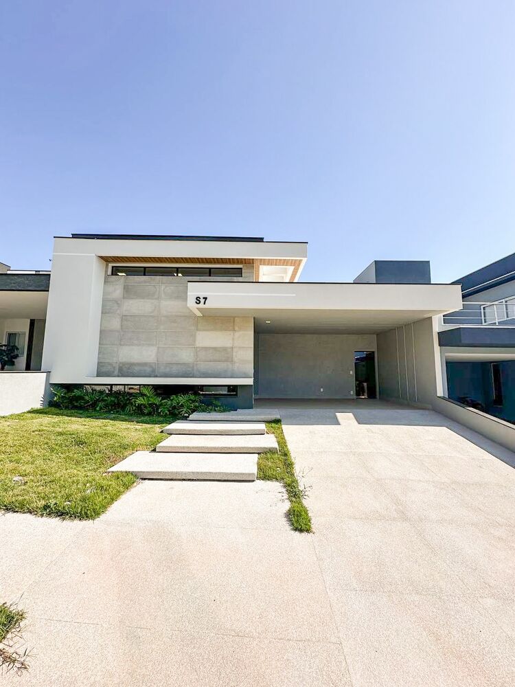 Casa à venda com 3 quartos, 186m² - Foto 1