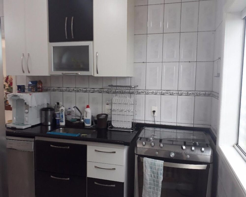Casa à venda com 3 quartos, 195m² - Foto 2