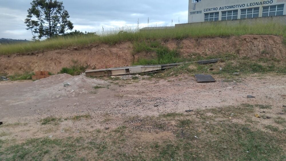 Loteamento e Condomínio, 500 m² - Foto 2