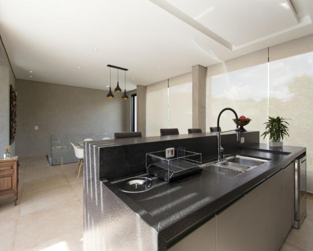 Casa, 4 quartos, 334 m² - Foto 2