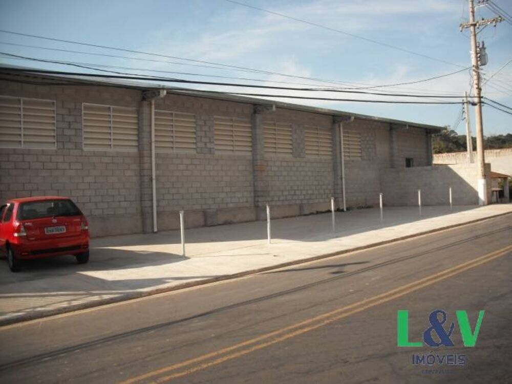 Depósito-Galpão-Armazém para alugar, 560m² - Foto 1