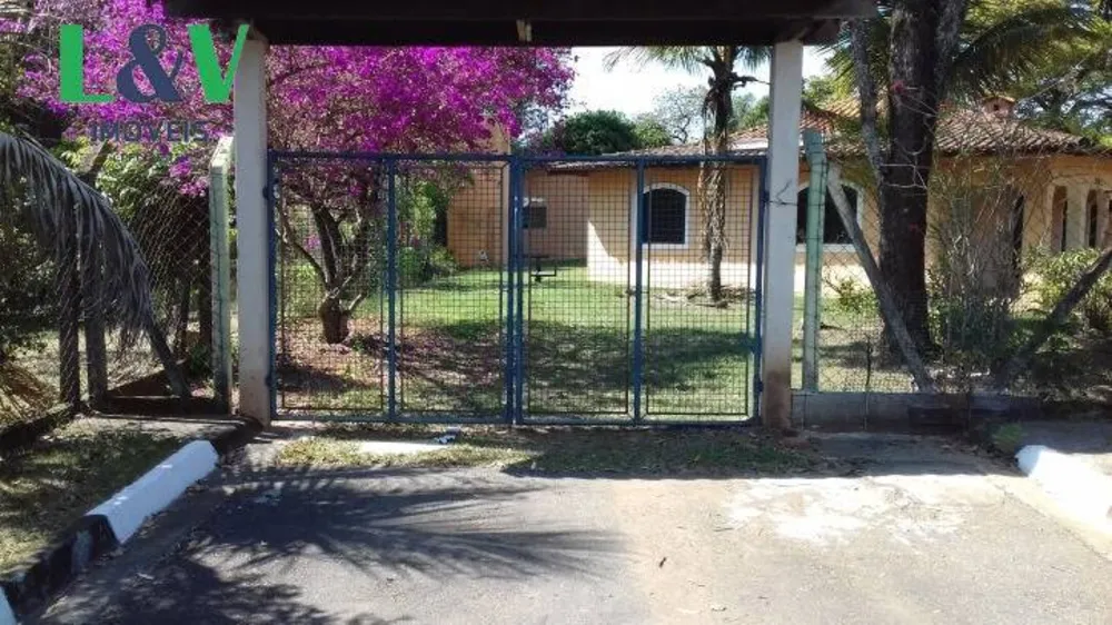 Chácara, 4 quartos, 9000 m² - Foto 1
