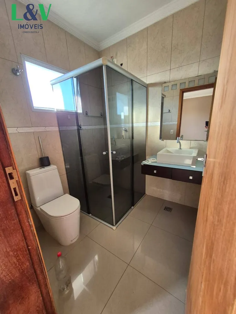 Sobrado, 3 quartos, 220 m² - Foto 1