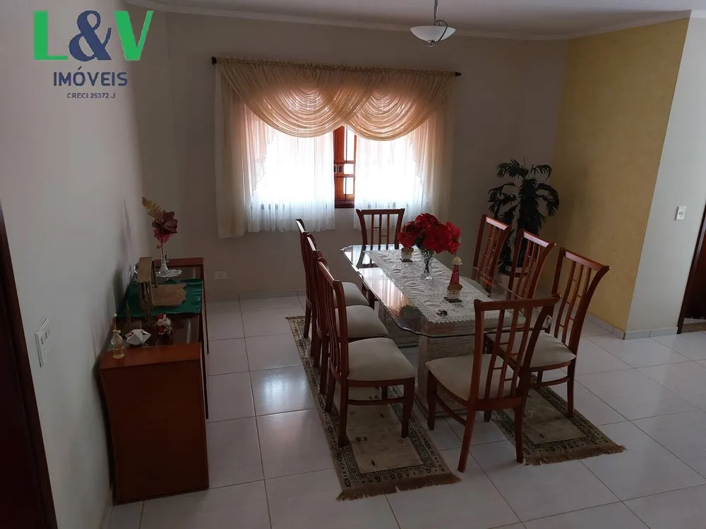 Casa, 3 quartos, 232 m² - Foto 4