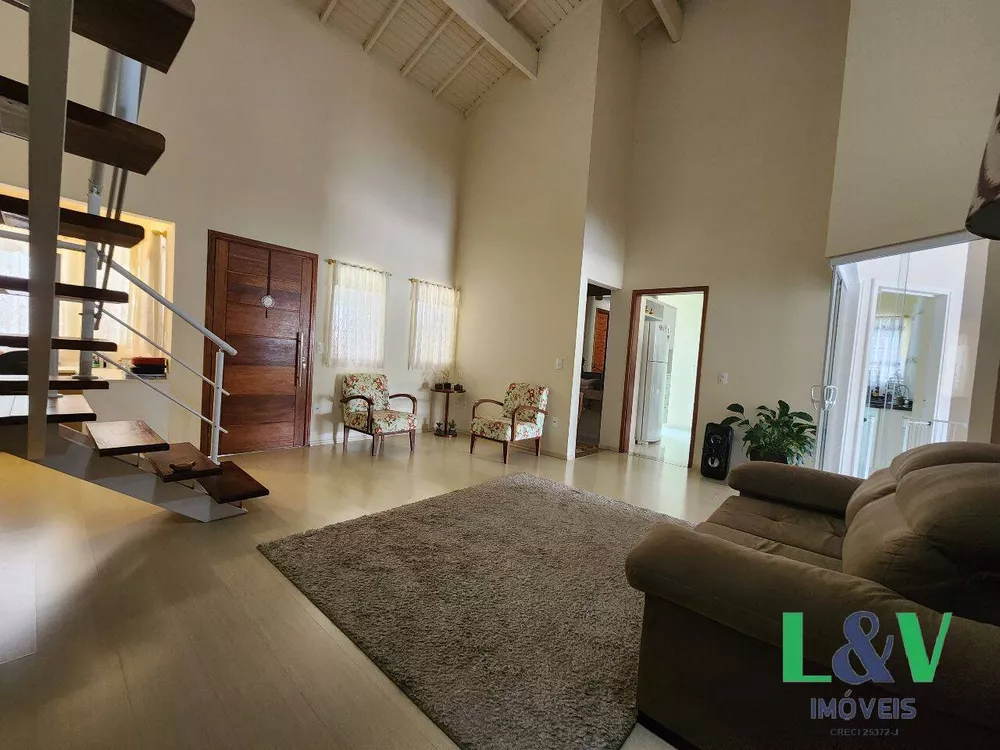 Casa de Condomínio à venda com 3 quartos, 190m² - Foto 3