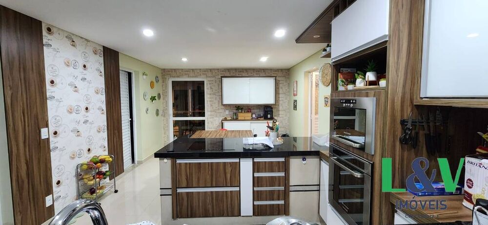 Casa de Condomínio à venda com 4 quartos, 315m² - Foto 6