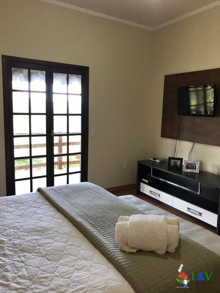 Sítio à venda com 5 quartos, 300m² - Foto 13