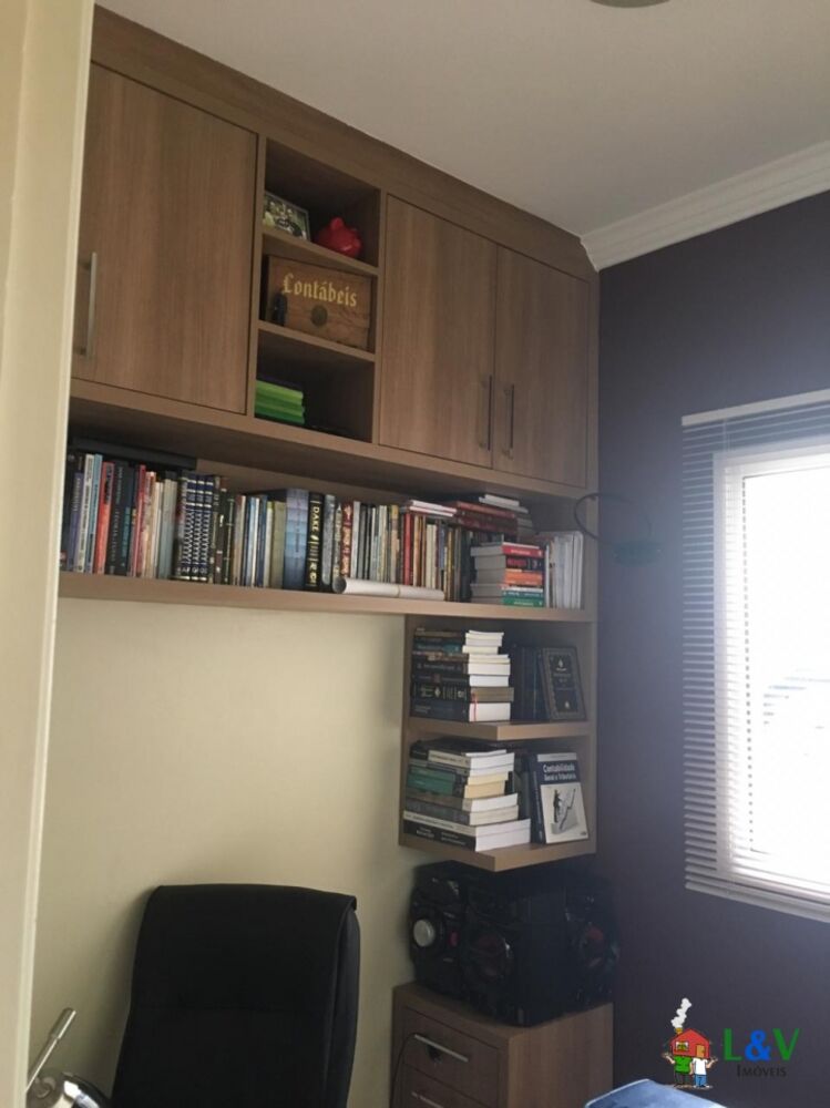 Casa à venda com 3 quartos, 188m² - Foto 4