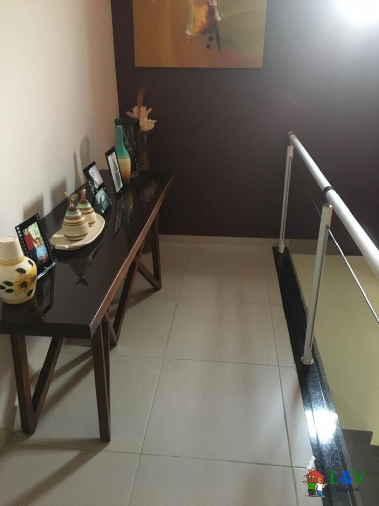 Casa à venda com 3 quartos, 188m² - Foto 7