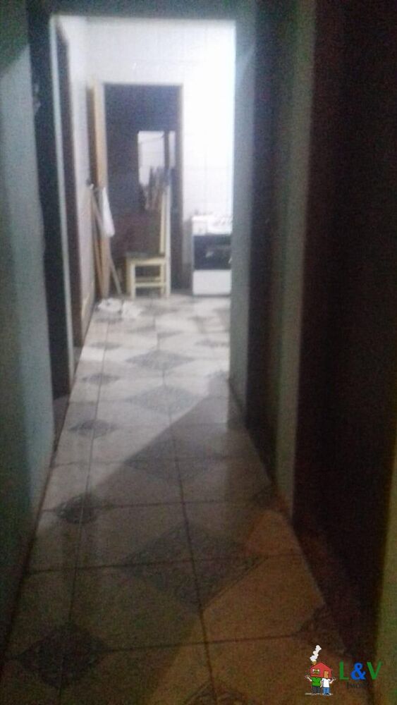Casa, 3 quartos, 219 m² - Foto 1