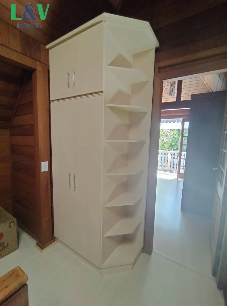 Casa, 3 quartos, 245 m² - Foto 8