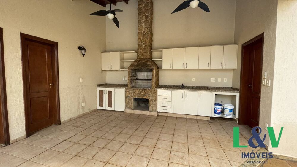 Casa de Condomínio à venda com 4 quartos, 378m² - Foto 4