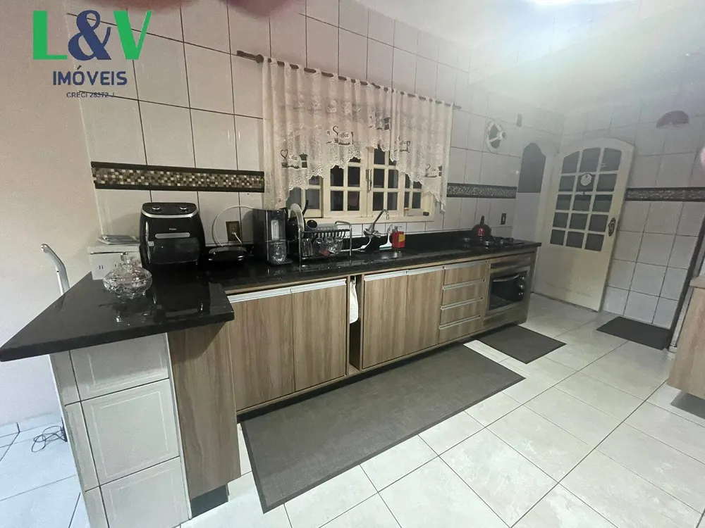 Casa, 3 quartos, 182 m² - Foto 6