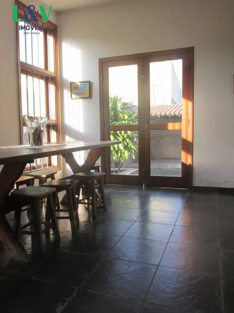 Casa, 4 quartos, 349 m² - Foto 4