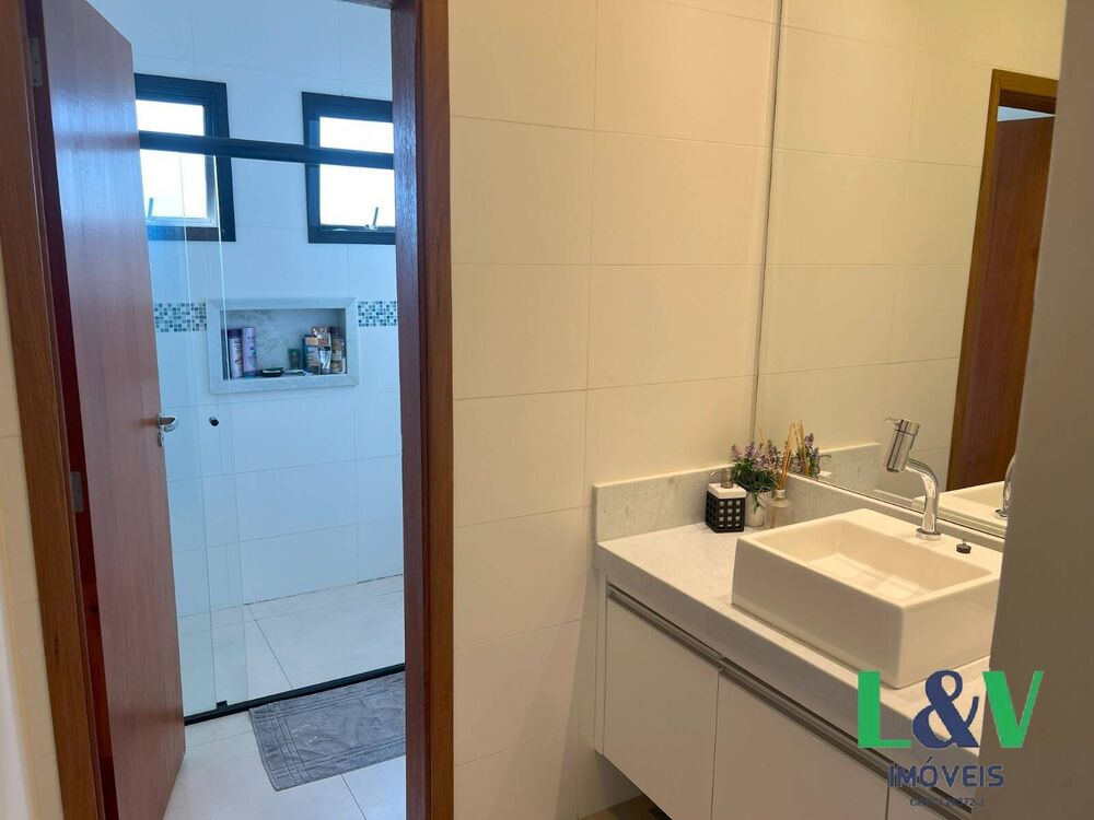 Casa de Condomínio à venda com 3 quartos, 251m² - Foto 6
