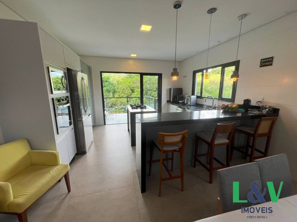 Casa de Condomínio à venda com 3 quartos, 251m² - Foto 7