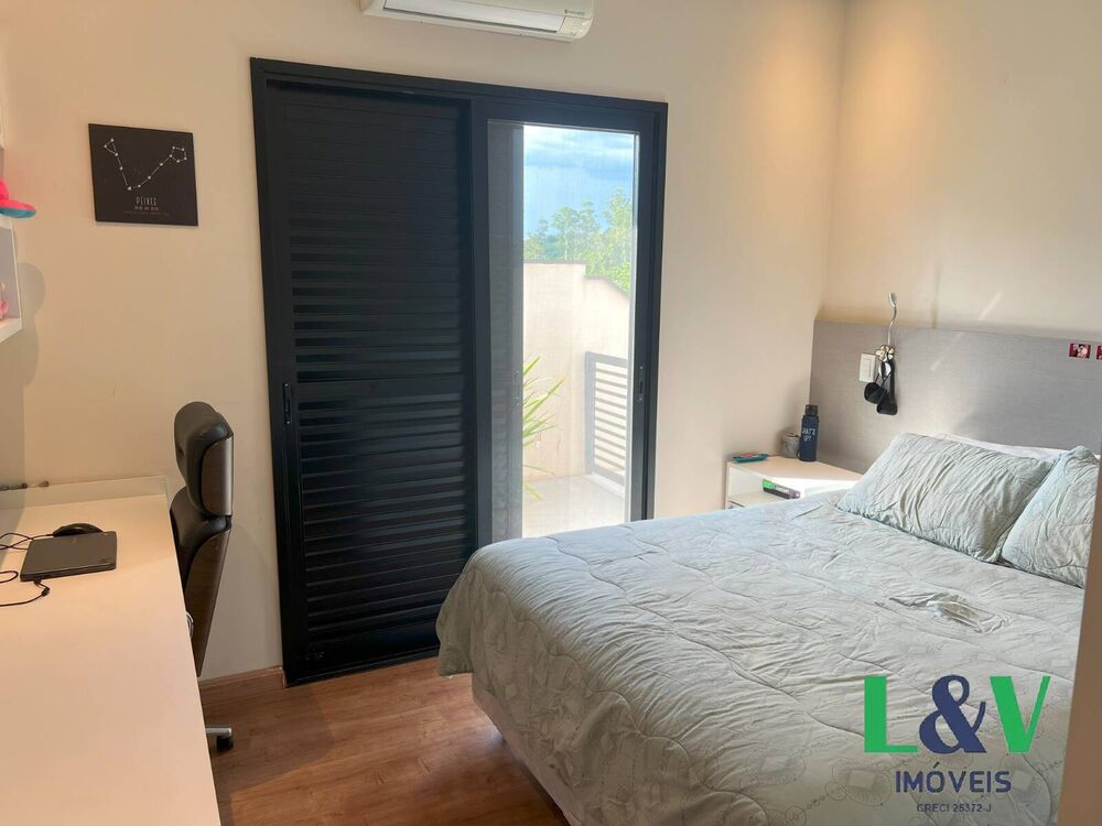 Casa de Condomínio à venda com 3 quartos, 251m² - Foto 8