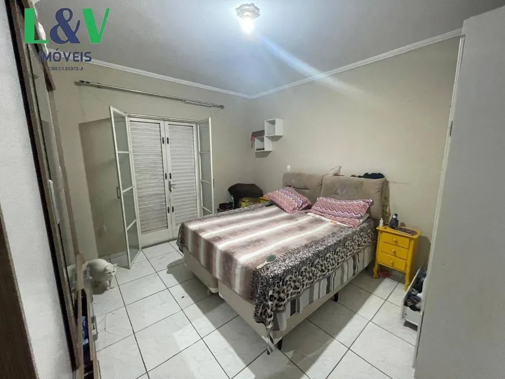 Casa, 3 quartos, 164 m² - Foto 2