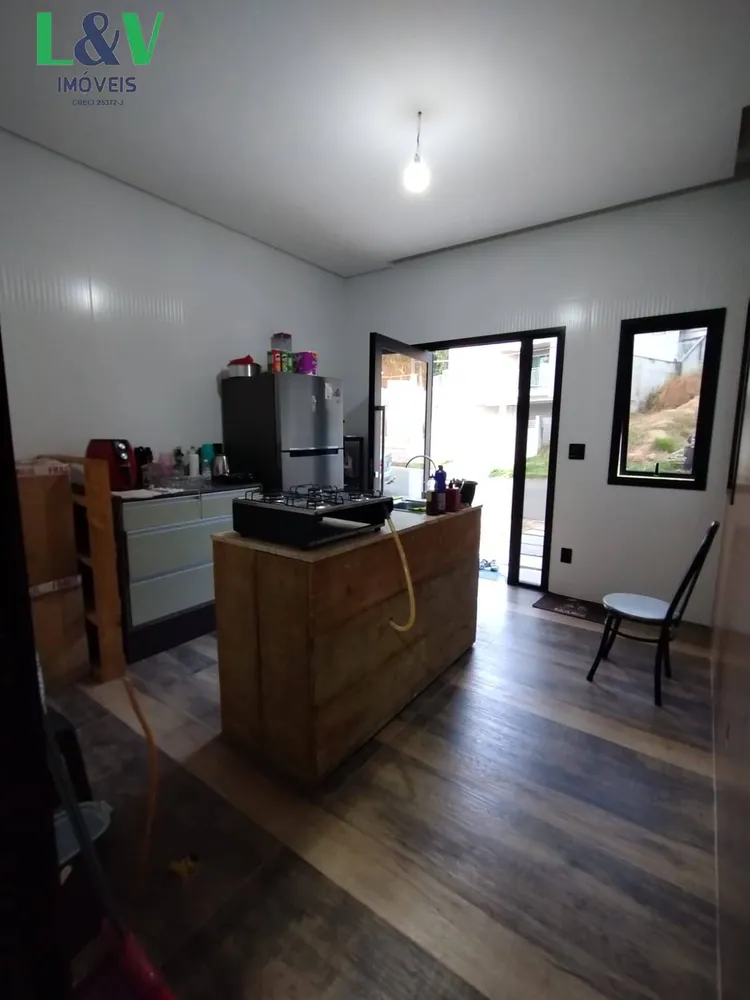 Casa, 3 quartos, 208 m² - Foto 2