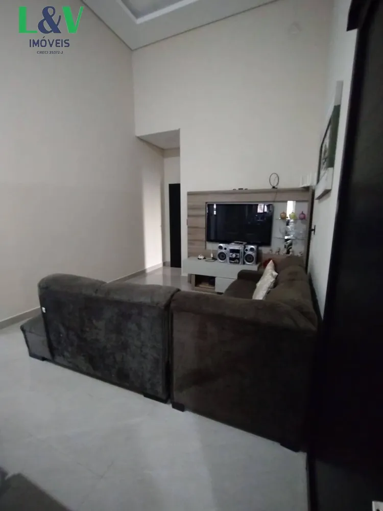 Casa, 3 quartos, 208 m² - Foto 1