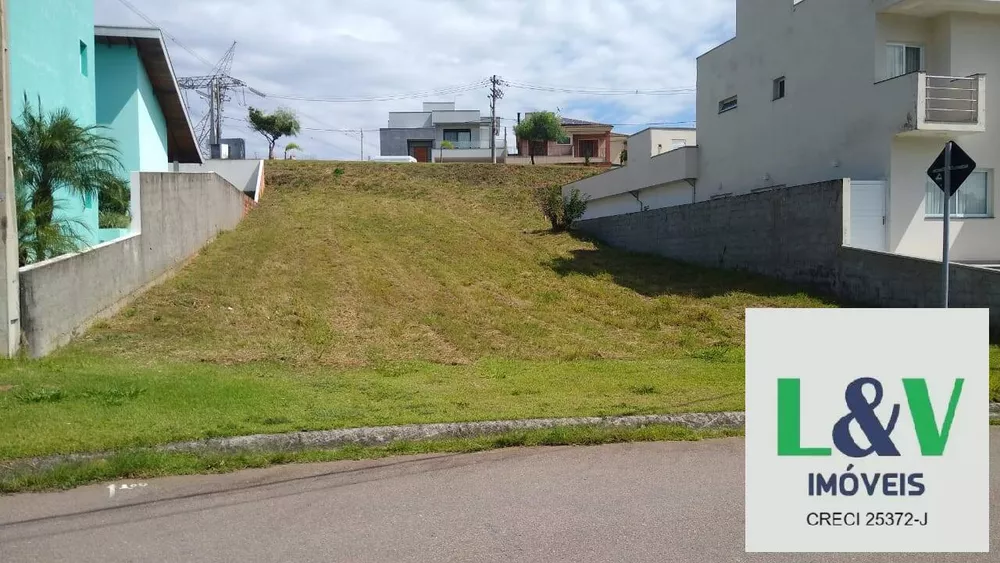 Terreno à venda, 555m² - Foto 1