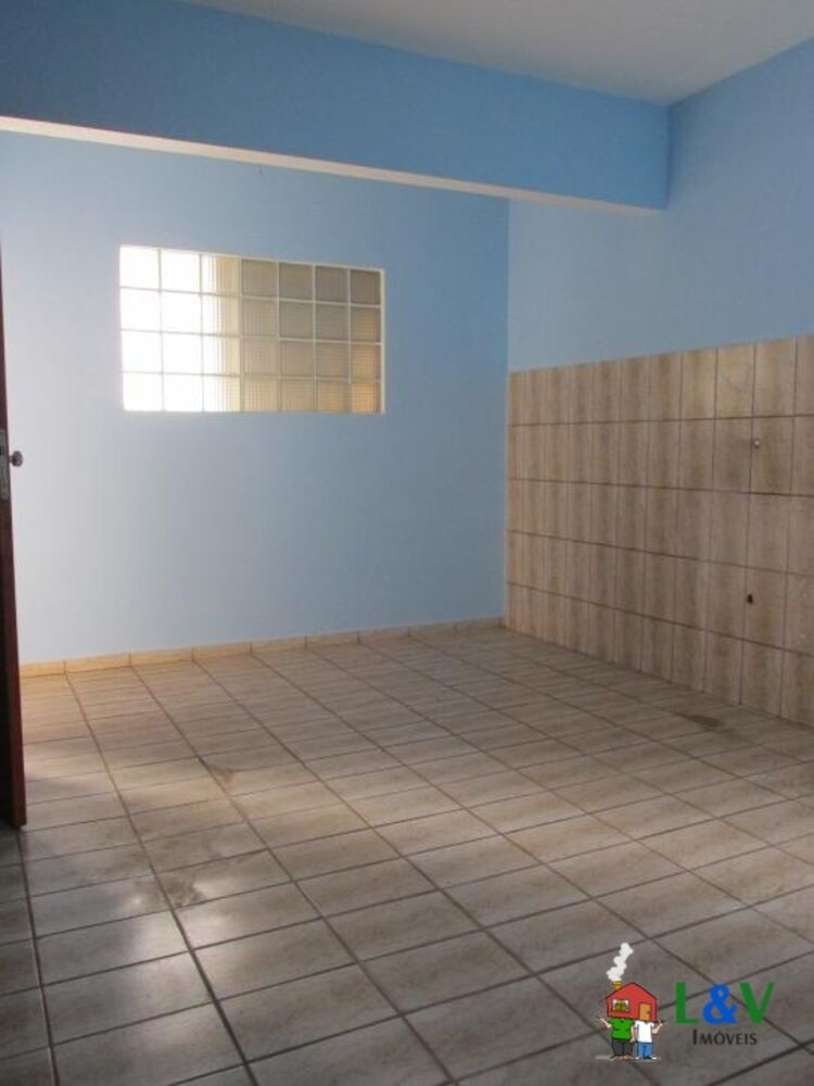 Casa, 3 quartos, 250 m² - Foto 1