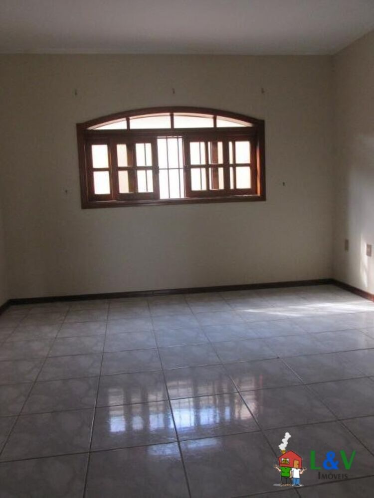 Casa, 3 quartos, 250 m² - Foto 2
