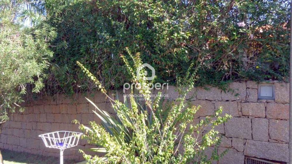 Chácara à venda com 3 quartos, 1000m² - Foto 1