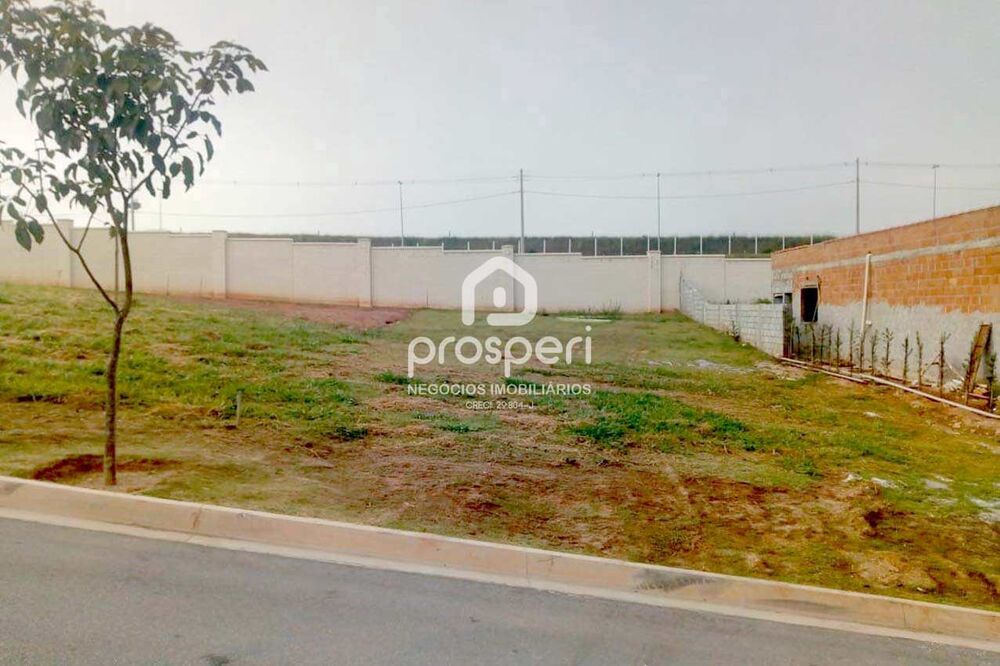 Terreno à venda, 380m² - Foto 1
