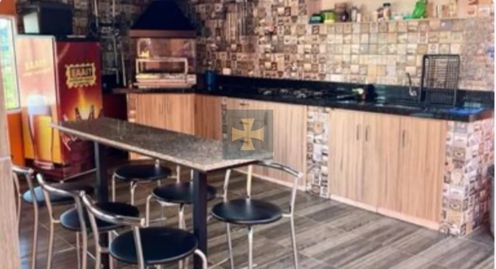 Casa, 3 quartos, 240 m² - Foto 2
