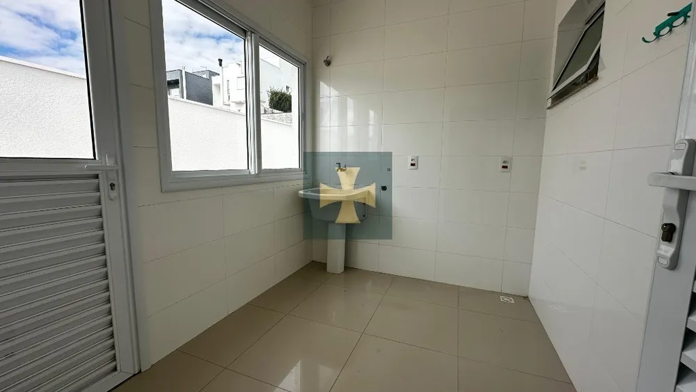 Casa, 5 quartos, 200 m² - Foto 3