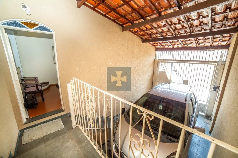 Casa, 4 quartos, 166 m² - Foto 1