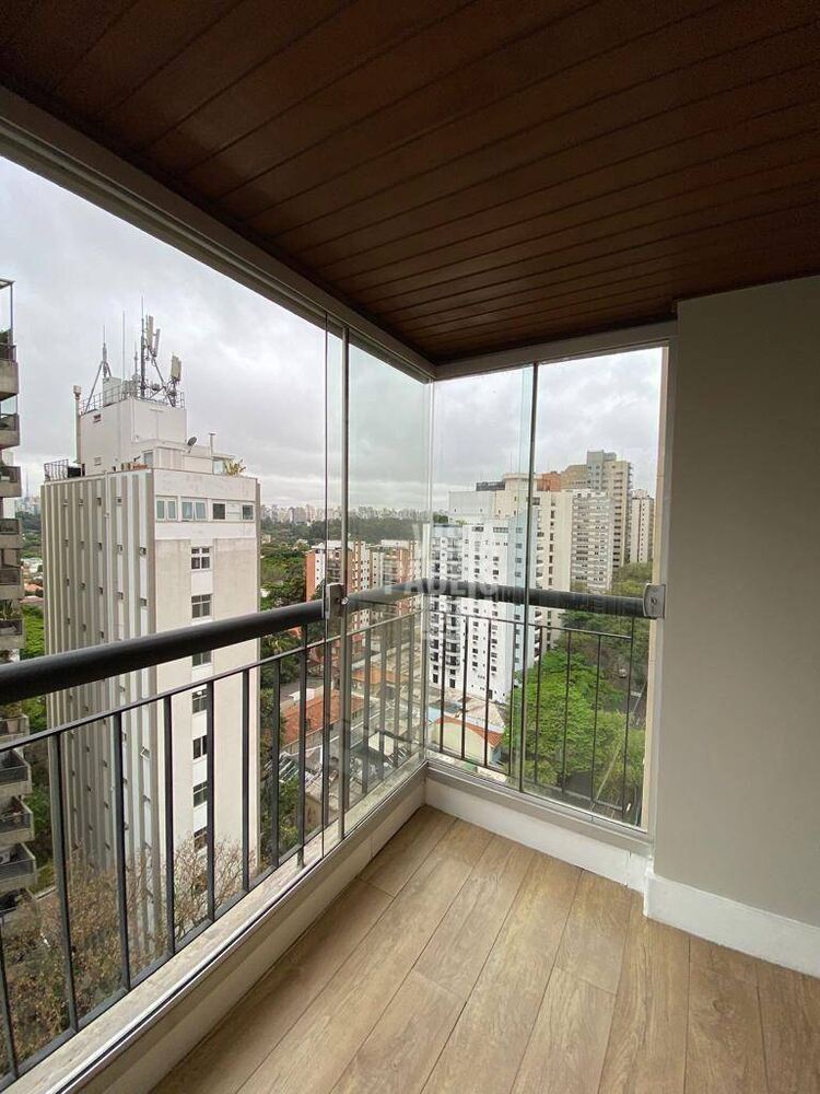 Apartamento para alugar com 2 quartos, 71m² - Foto 2