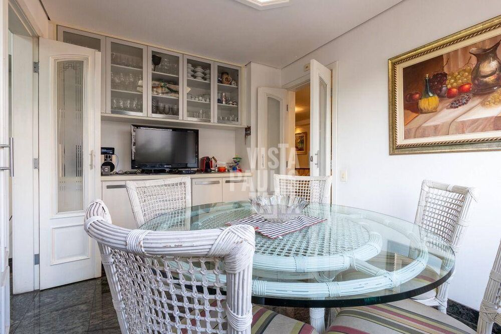Apartamento, 3 quartos, 200 m² - Foto 1