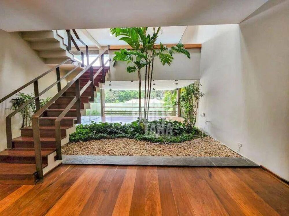 Casa, 5 quartos, 730 m² - Foto 1