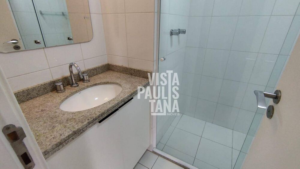 Apartamento para alugar com 2 quartos, 65m² - Foto 13