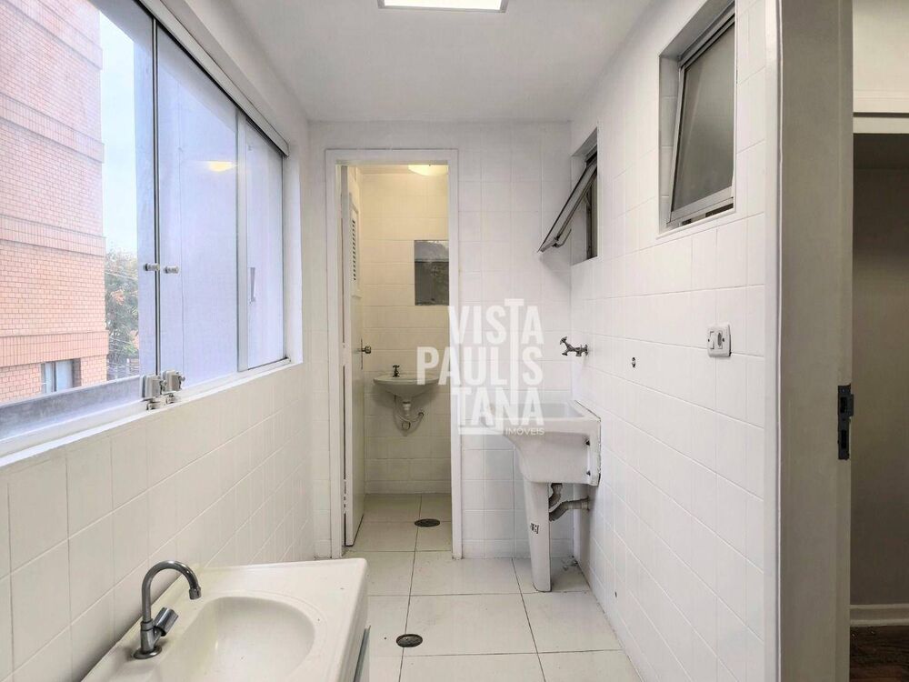 Apartamento para alugar com 2 quartos, 75m² - Foto 17