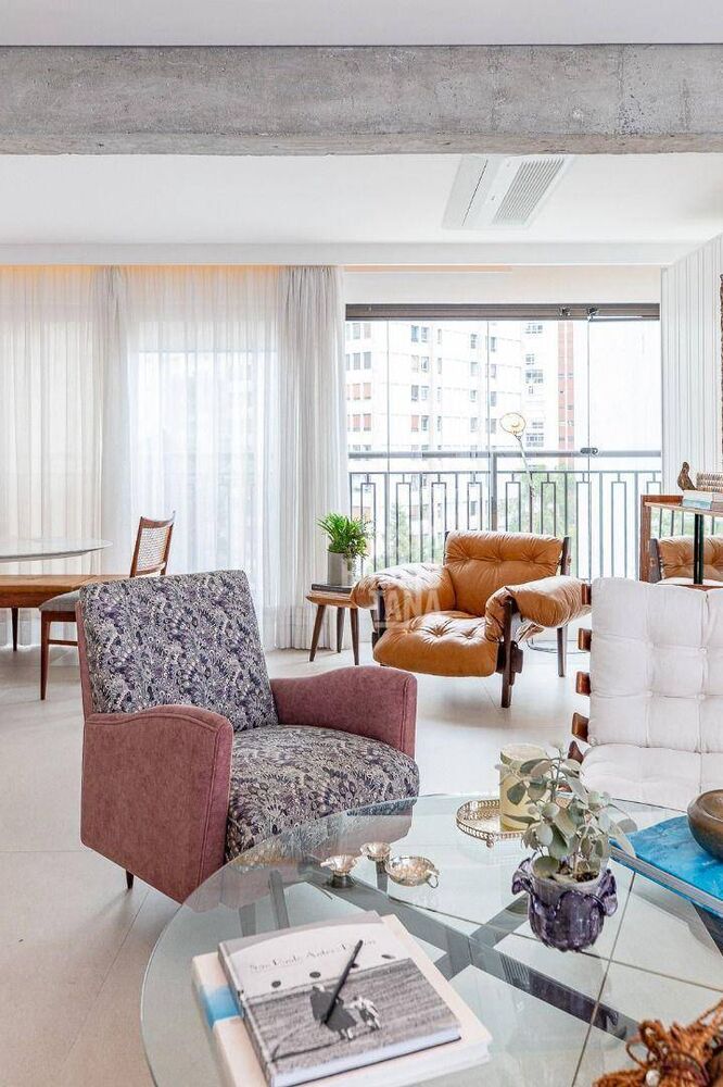 Apartamento à venda com 3 quartos, 174m² - Foto 2