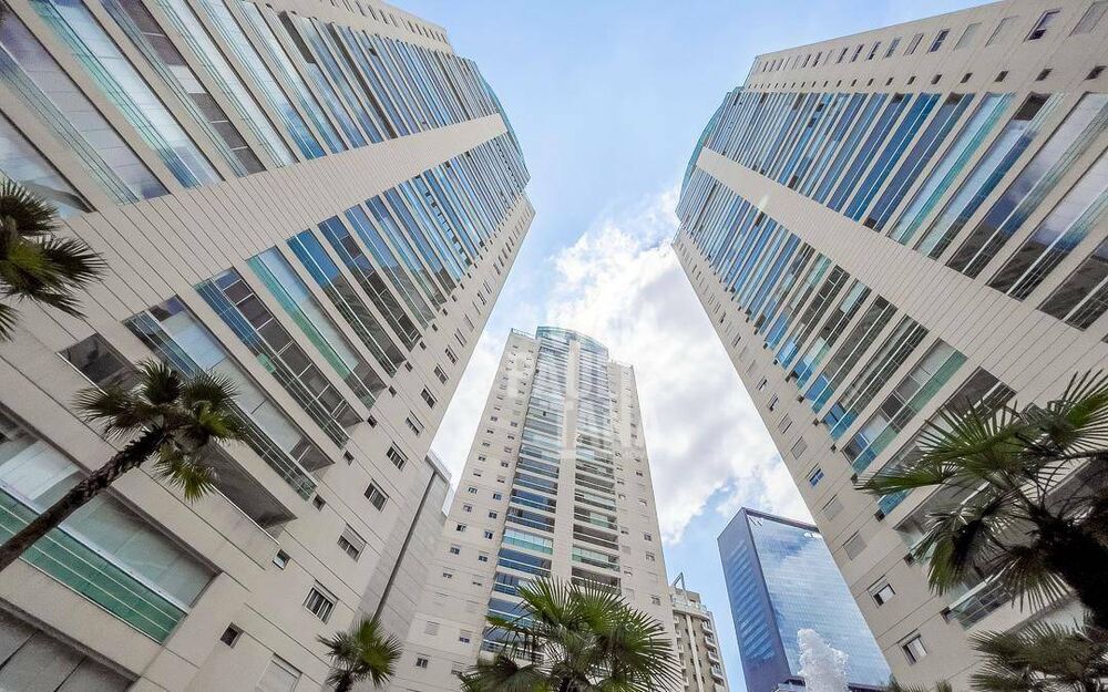 Apartamento para alugar com 3 quartos, 112m² - Foto 6