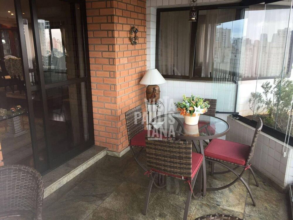 Apartamento, 4 quartos, 200 m² - Foto 1