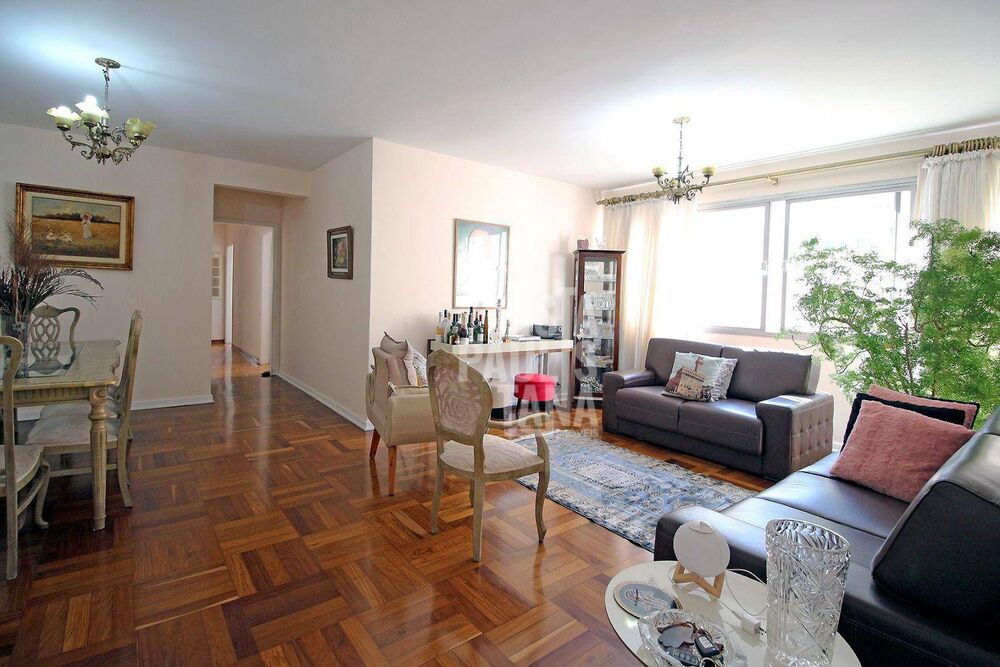 Apartamento, 3 quartos, 140 m² - Foto 1