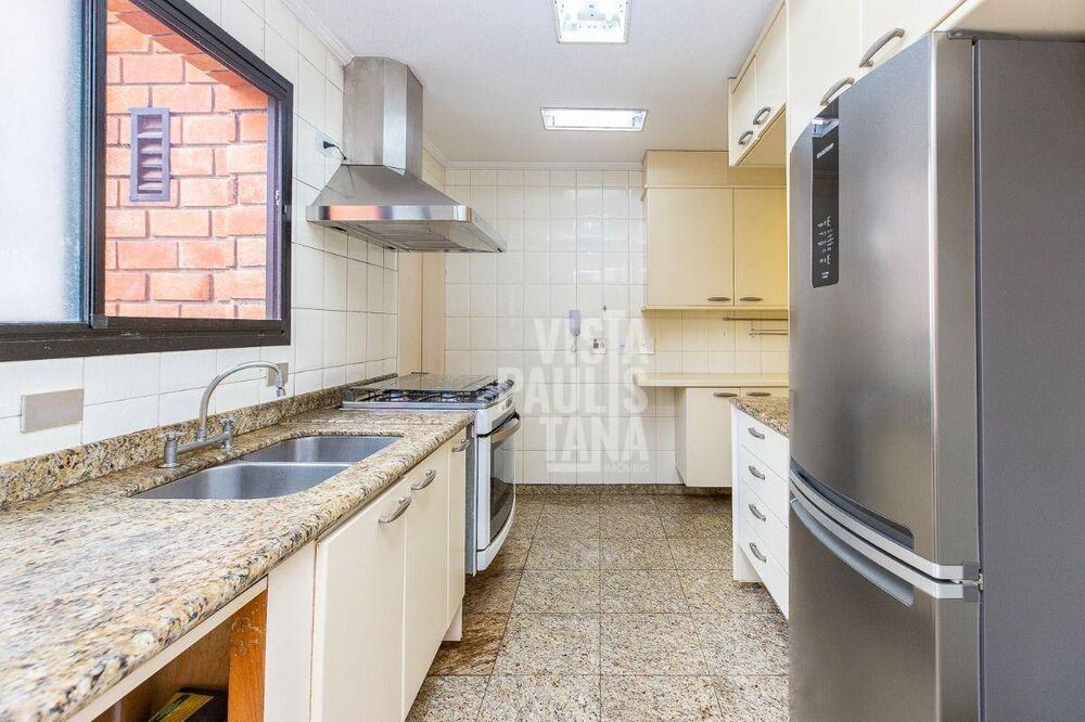 Apartamento, 3 quartos, 219 m² - Foto 2