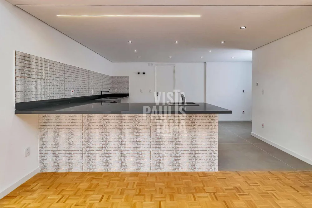 Apartamento, 3 quartos, 220 m² - Foto 1
