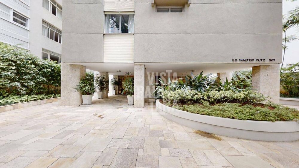 Apartamento para alugar com 3 quartos, 186m² - Foto 28