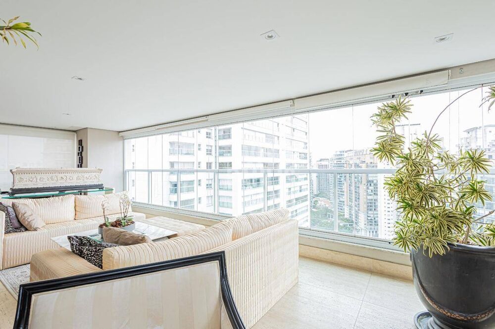 Apartamento, 3 quartos, 355 m² - Foto 2
