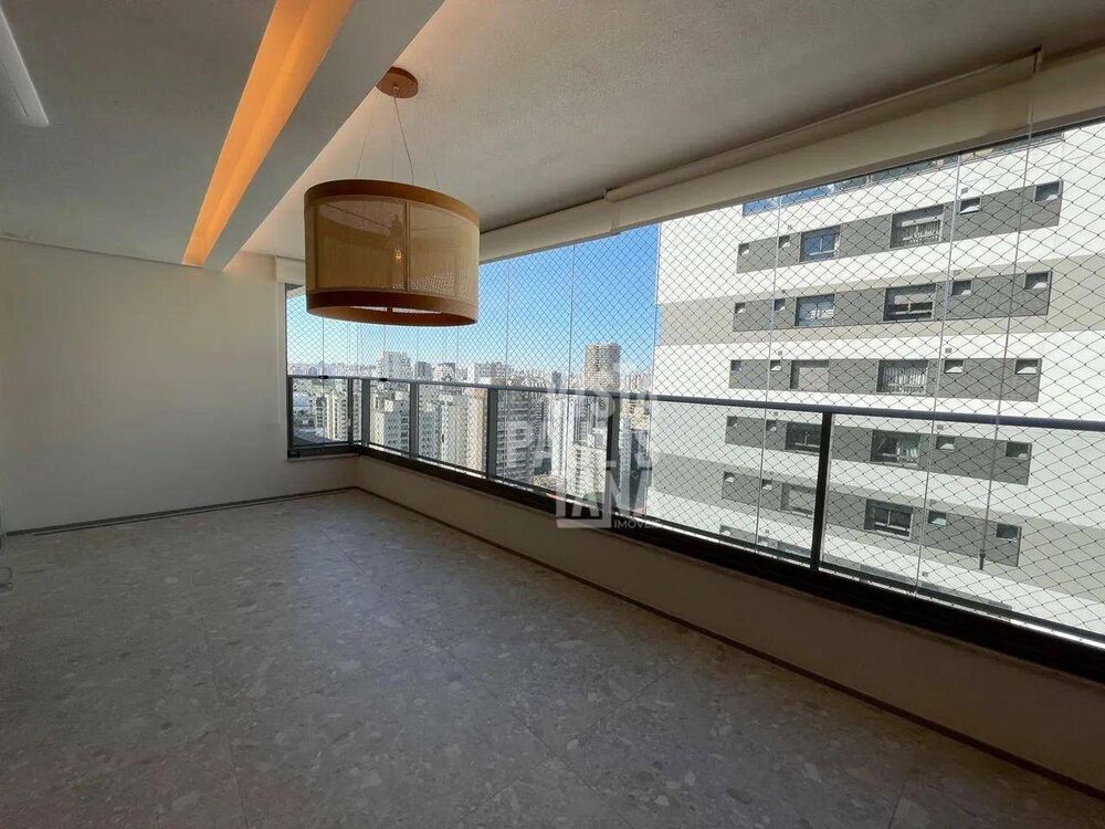 Apartamento, 3 quartos, 131 m² - Foto 1